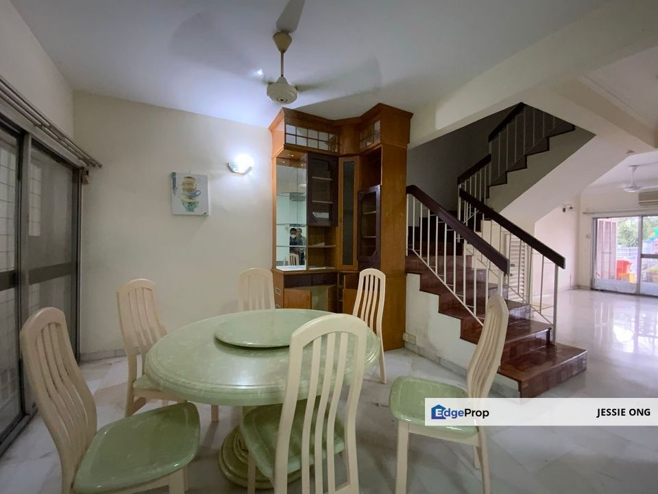 2 storey linked house @ Bandar Utama 2, Selangor, Petaling Jaya