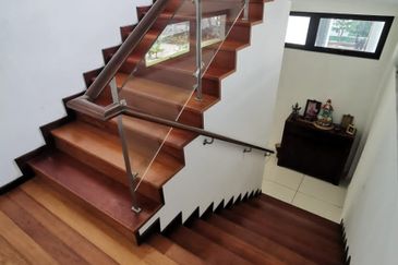 Horizon Hills 3 Storey Bungalow for Sales