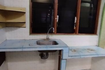 Flat Taman Ungku Tun Aminah