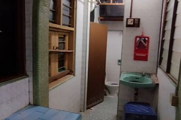 Flat Taman Ungku Tun Aminah