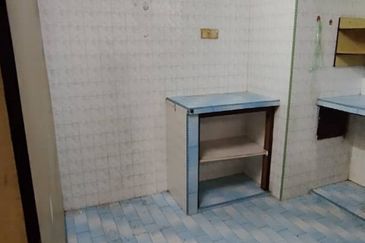 Flat Taman Ungku Tun Aminah