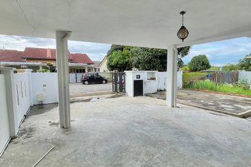 Kampung Lombong
