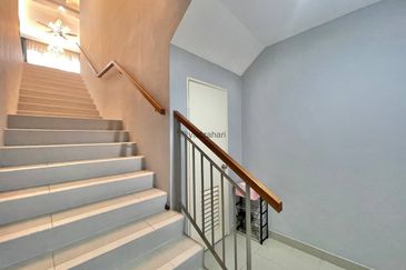 Crescent Park Townvilla