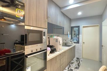 Crescent Park Townvilla