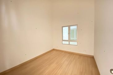 Residensi Anggerik Wira