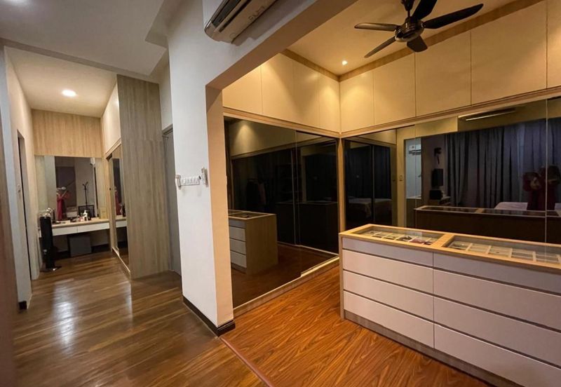 Lukisan @ Alam Impian