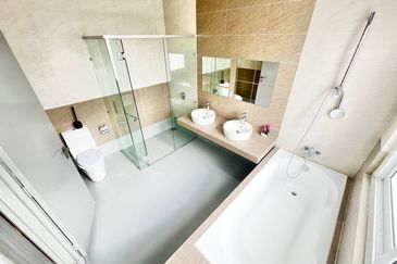 Clover Garden Residences