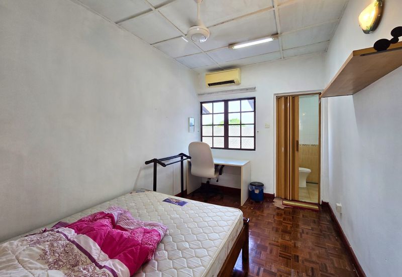 Seksyen 11, Shah Alam