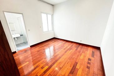 Clover Garden Residences