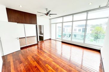 Clover Garden Residences