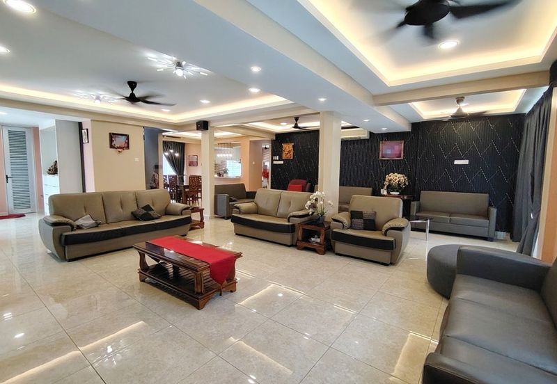 Taman Tasik Semenyih (Lake Residence)