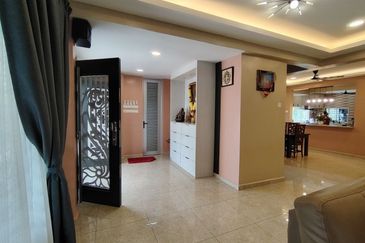 Taman Tasik Semenyih (Lake Residence)