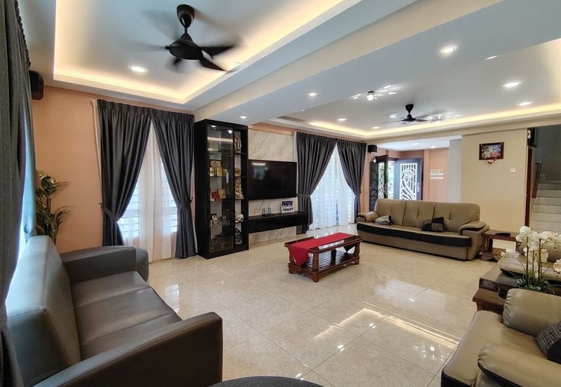 Taman Tasik Semenyih (Lake Residence)