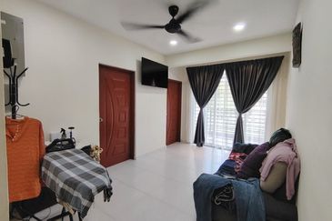 Taman Tasik Semenyih (Lake Residence)