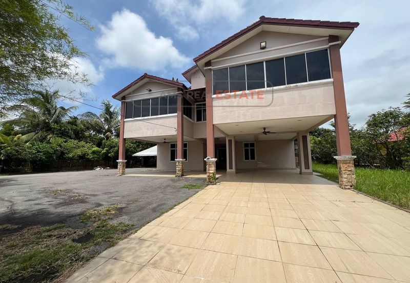 Desa Pinggiran Putra