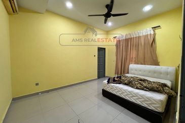 Desa Pinggiran Putra