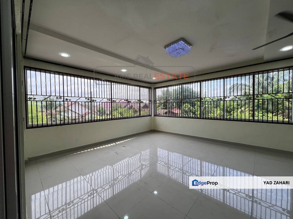 Exclusive Area, 15 Bedrooms , 2 Fish Ponds, Huge Land @ Desa Pinggiran Putra, Kajang, Selangor, Kajang