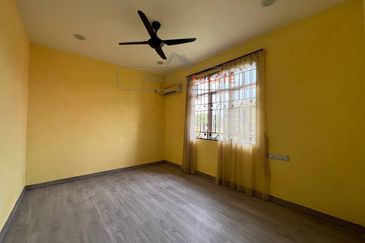 Desa Pinggiran Putra