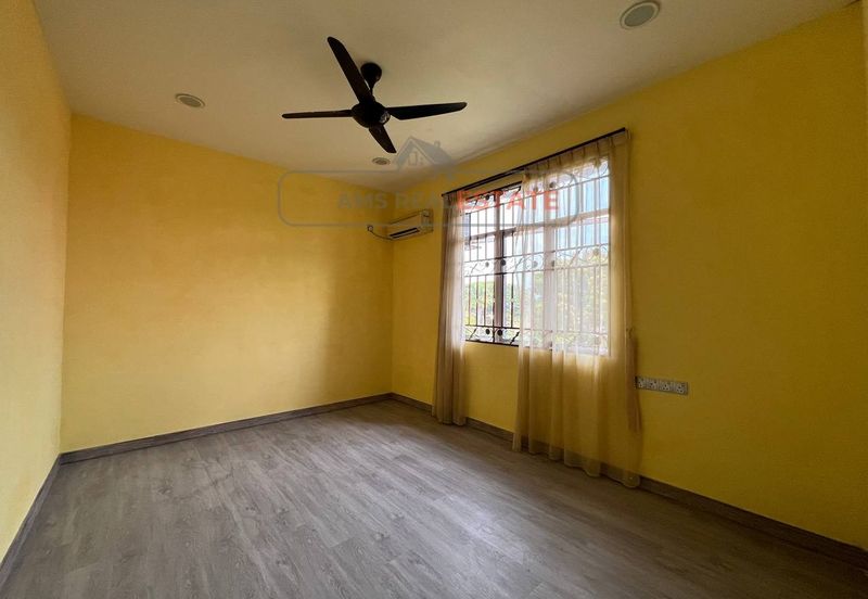 Desa Pinggiran Putra