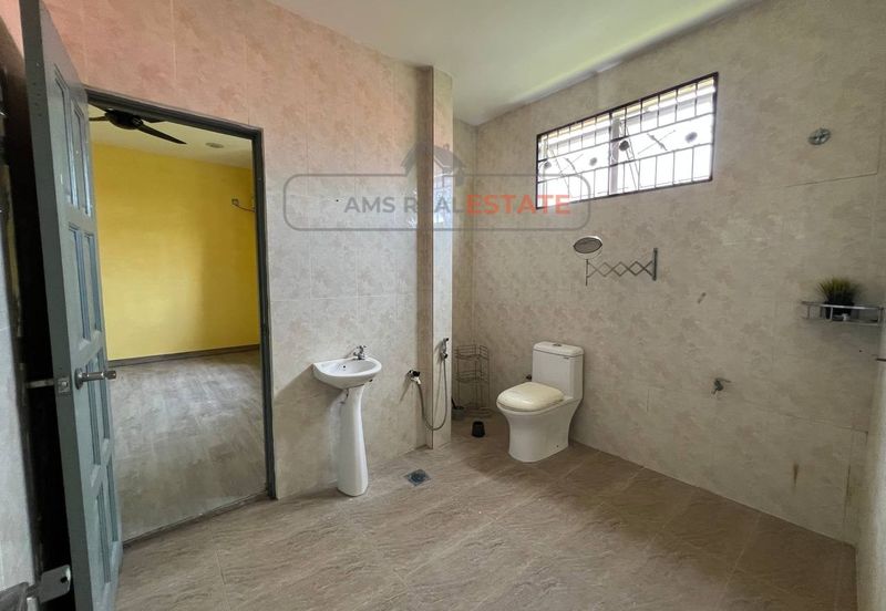 Desa Pinggiran Putra