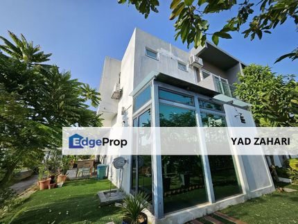 Fully Furnished & Renovated with Wainscotting @ CaseView, Cybersouth, Cyberjaya, Selangor, Cyberjaya