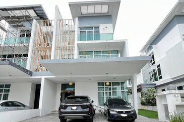 Clover Garden Residences