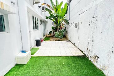 Clover Garden Residences