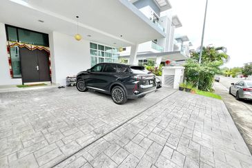 Clover Garden Residences