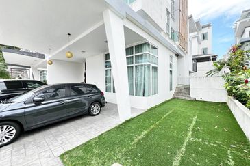 Clover Garden Residences