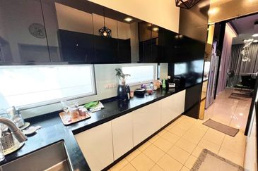 Clover Garden Residences