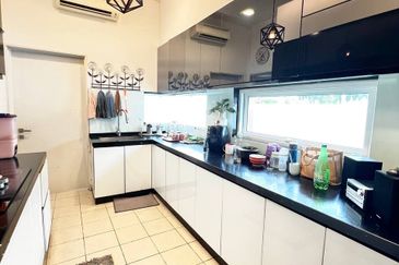 Clover Garden Residences