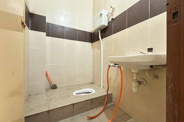 Seksyen 30, Shah Alam