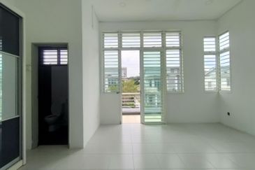 Jalan SP 10 @ Bandar Saujana Putra