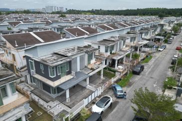 Jalan SP 10 @ Bandar Saujana Putra