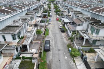 Jalan SP 10 @ Bandar Saujana Putra