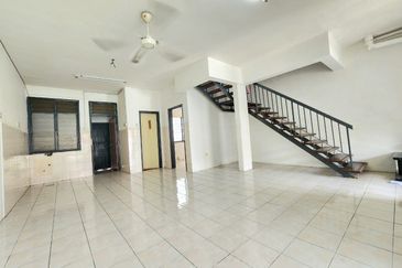 Jalan SP 4 @ Bandar Saujana Putra