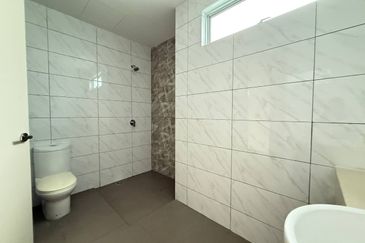 Clubhouse Facilities, 7 Bedrooms & Spacious @ Taman 1080 Residence, Kajang