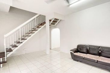 Jalan SP 6 @ Bandar Saujana Putra