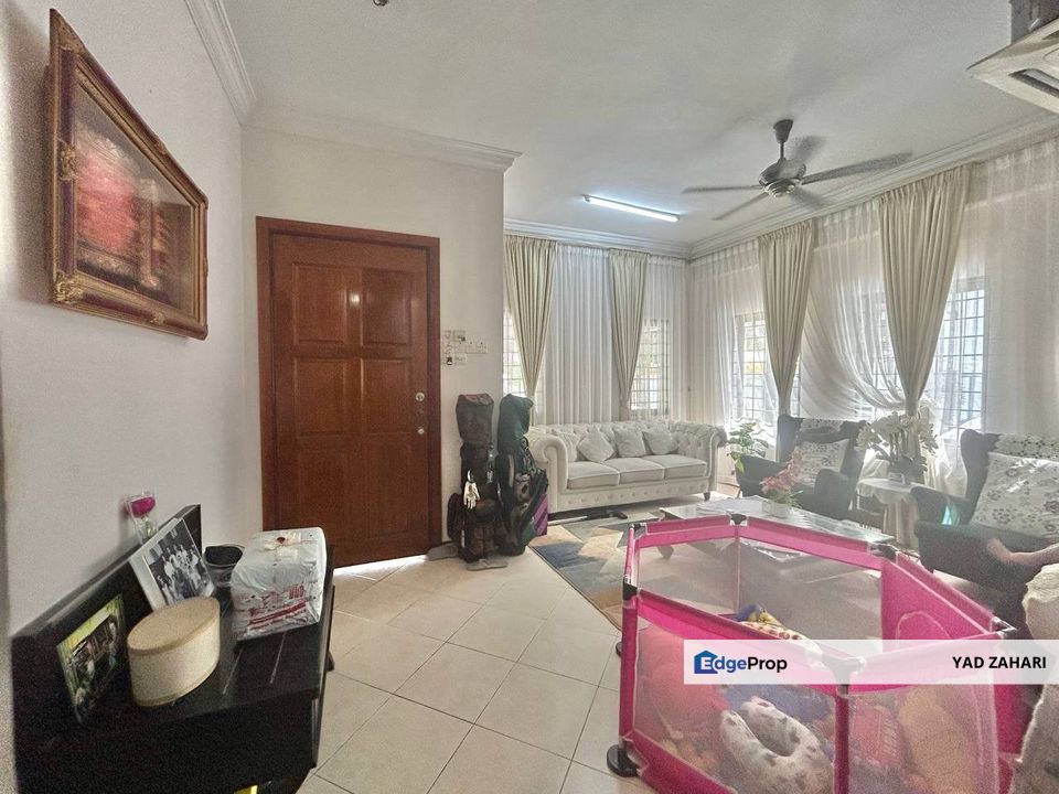 Alam Damai, Cheras | 2.5 Storey Semi-D 6 Bedrooms | RM1.89M - Facing Open, Walking Distance to Recreational Park & Renovated Extended Unit, Kuala Lumpur, Cheras
