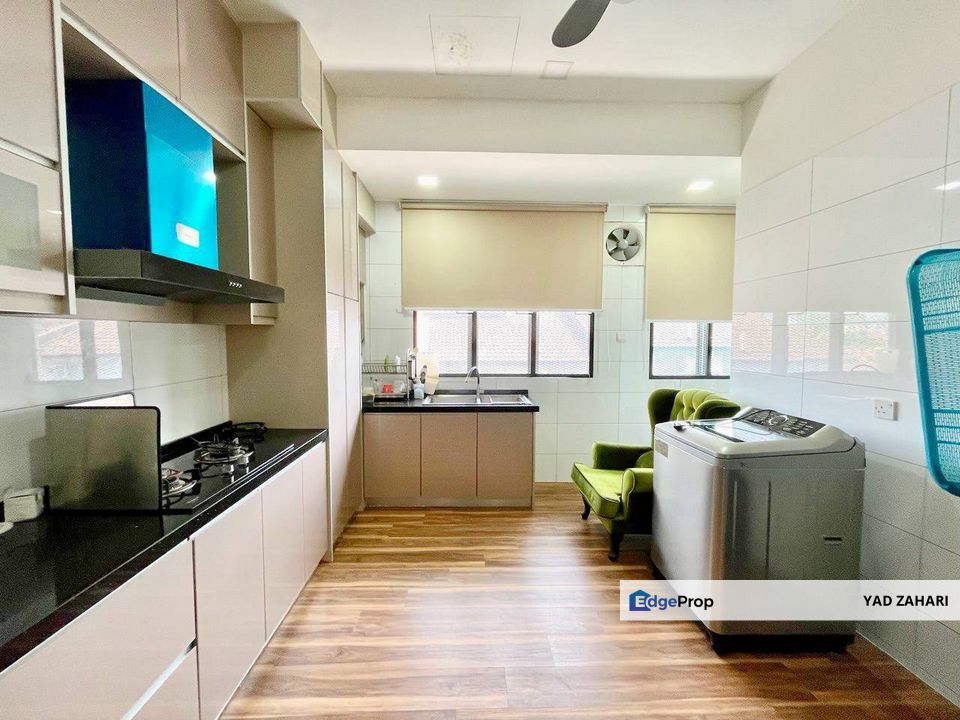 1080 Residence, Prima Saujana Kajang | 3-Storey Semi-D Villa (Cluster) 6 Bedrooms | RM1.3M - Beautiful ID, Low Density Area & Renovated, Selangor, Kajang