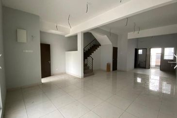 Taman Ruby, Dengkil | Double Storey Terrace 4 Bedrooms | RM495k - Beautiful Design, Near Putrajaya and Cyberjaya & Non Bumi Lot