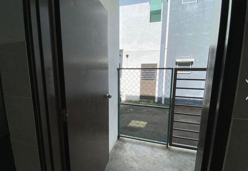 Taman Ruby, Dengkil | Double Storey Terrace 4 Bedrooms | RM495k - Beautiful Design, Near Putrajaya and Cyberjaya & Non Bumi Lot