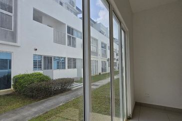 Platinum Residence @ Dengkil