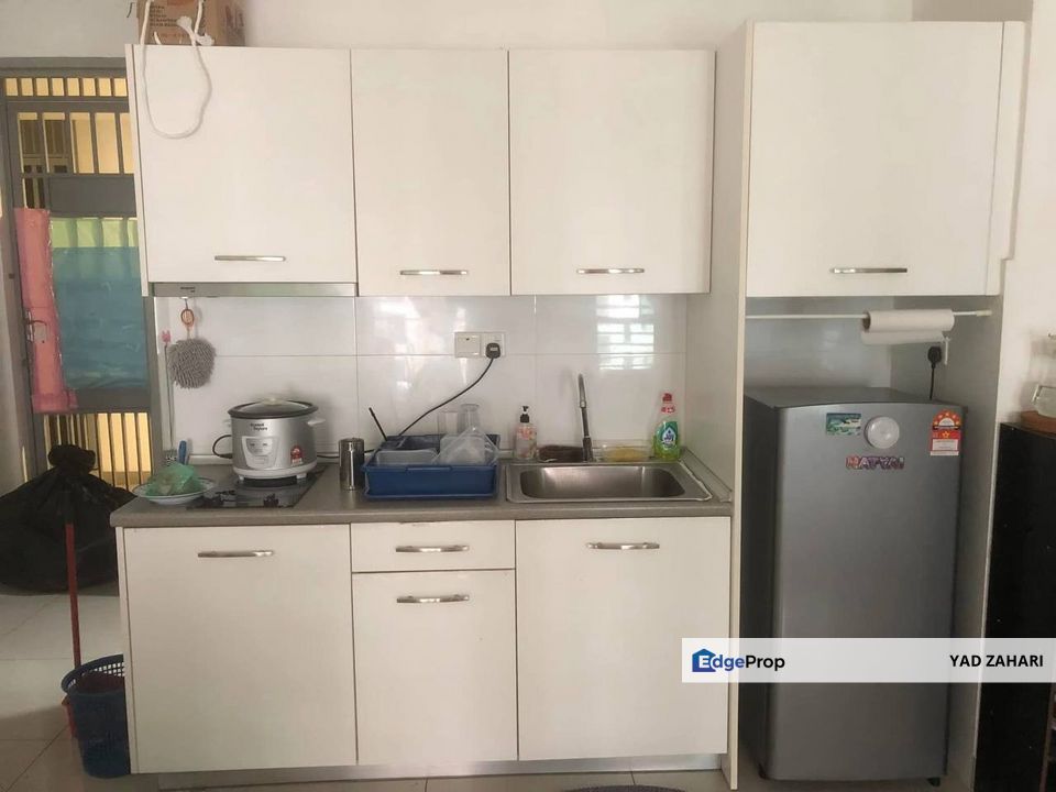 Cybersquare Apex Tower, Cyberjaya | RM250K - High Level Unit, Fully Furnished & Serene Poolside Haven, Selangor, Cyberjaya