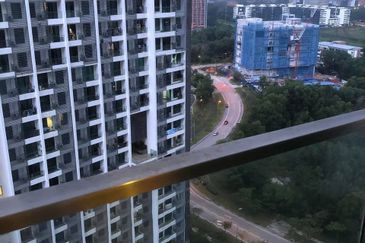 Apex Tower & Vertex Tower @ CyberSquare