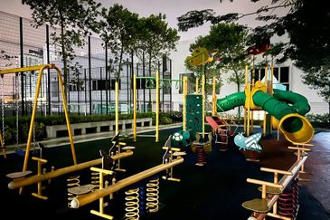 Apex Tower & Vertex Tower @ CyberSquare