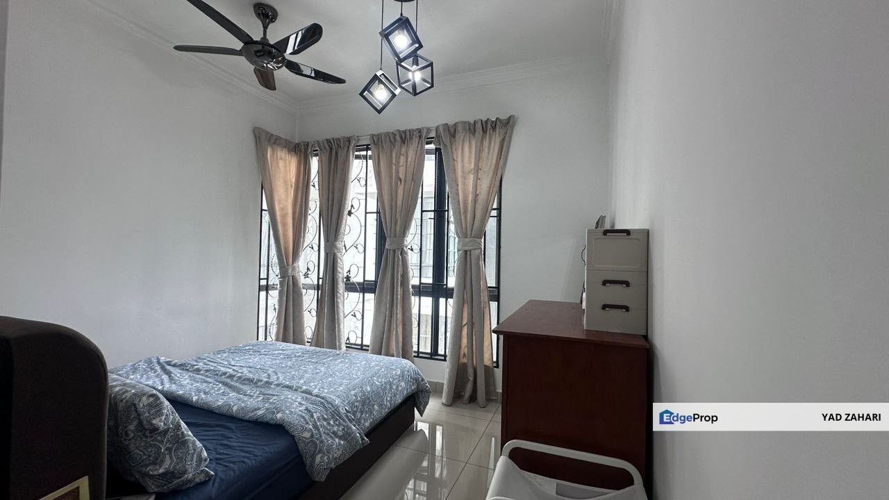 Selayang 18 Residence, Selayang | RM490K - Semi Furnished, Renovated & 10mins to Hospital Selayang, Selangor, Selayang