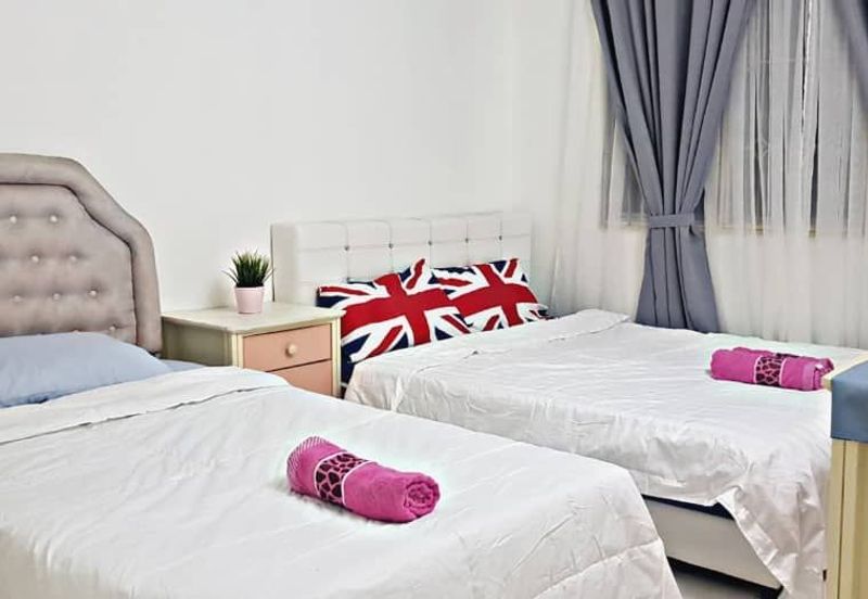 Vista Pinggiran, Taman Pinggiran Putra