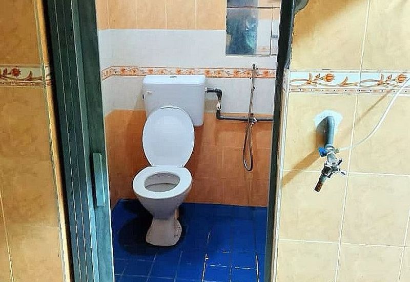 Kondo Rakyat (Desa Pantai Flat)