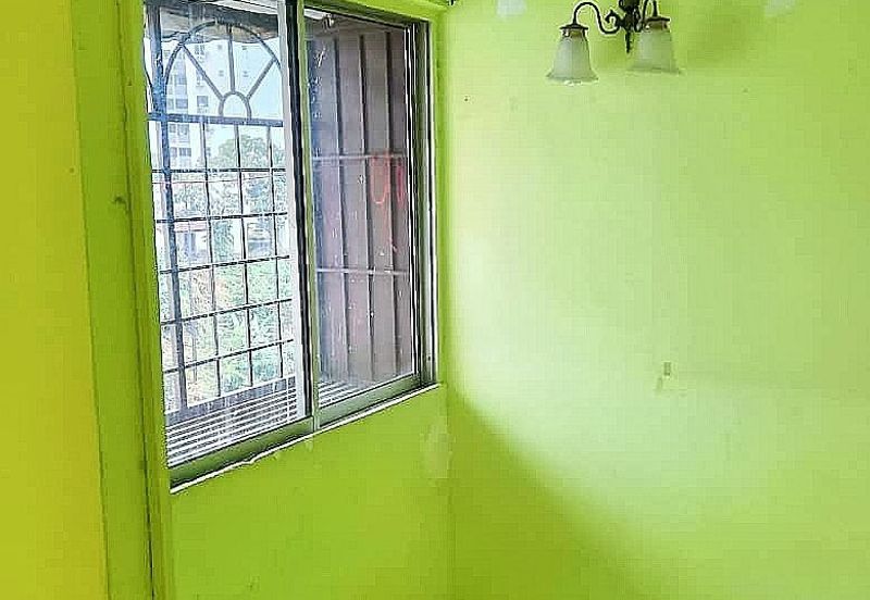 Kondo Rakyat (Desa Pantai Flat)